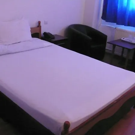 Hotel Uranus-3