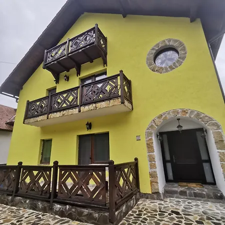 Yellow House-3