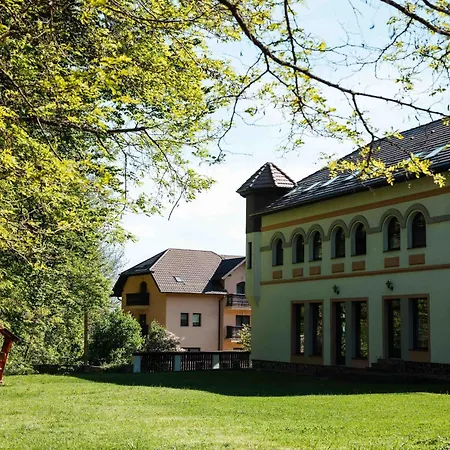 Casa Marta-2
