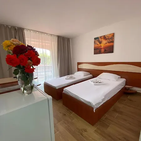 Hotel Rodica-3