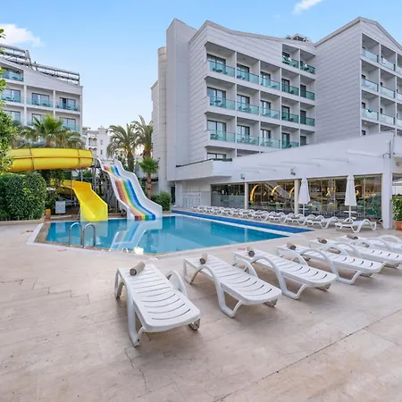 Falcon Hotel-2