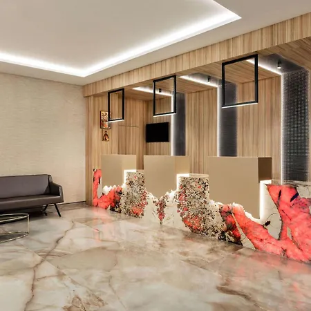 Ramada By Wyndham Ramnicu Valcea-2