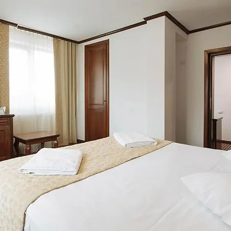 Cabana Rarau-2