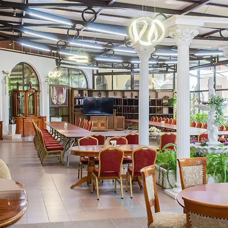 Estreya Residence Hotel-2