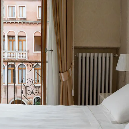 Hotel Montecarlo-2