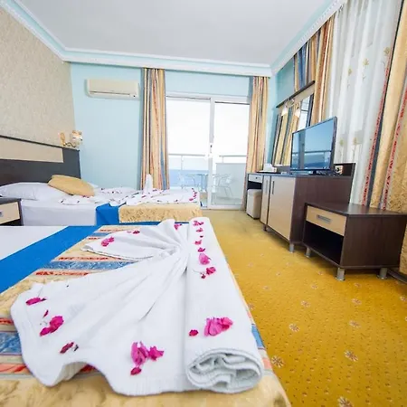 First Class Hotel-2