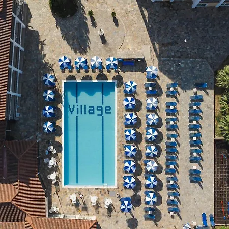 Village Inn Studios & Family Apartments-3