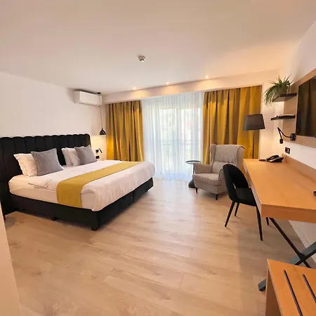 Krystal Boutique Mansion-3