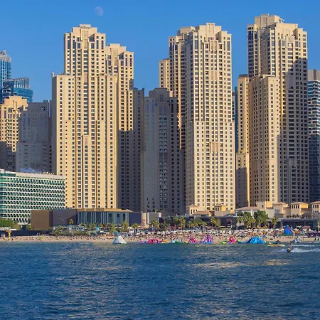 Hilton Dubai The Walk-2