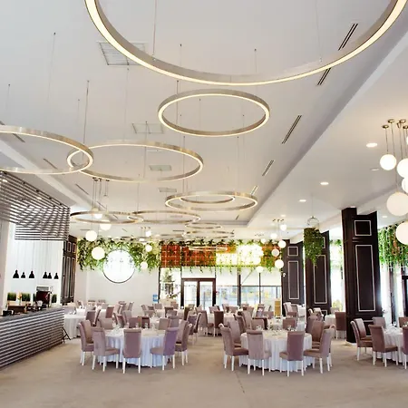 Hotel Evergreen-2