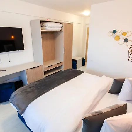 Hotel-Apartments Roxy&Maryo-3