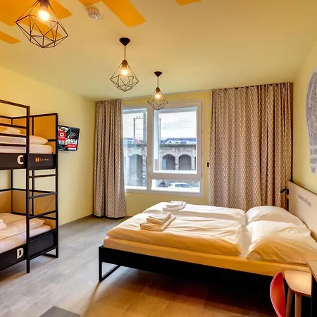 Meininger Hotel Lyon Centre Berthelot-2