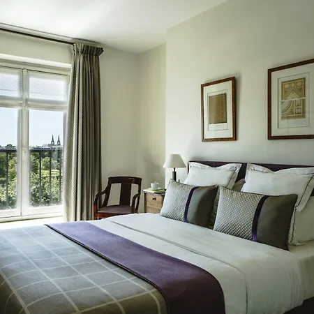 Hotel Brighton - Esprit De France-3