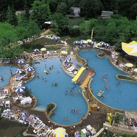 Vita Park Hotel & Aqua Park-3