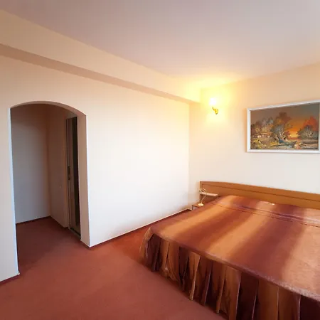Hotel Class-3