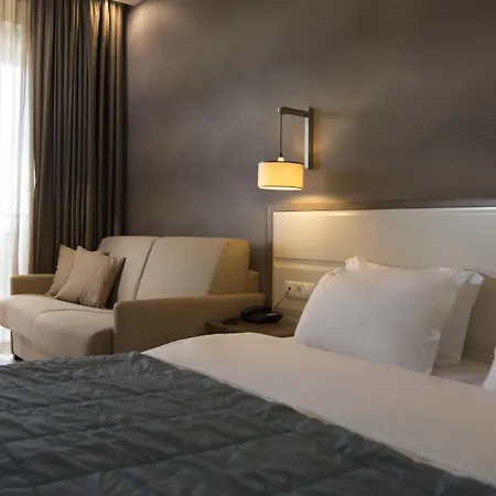 Cosmopolitan Hotel By Ghh-3