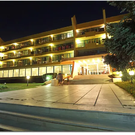 Hotel Ambassador - Free Parking-3