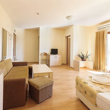 Serena Residence Aparthotel-3