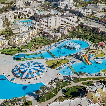 Royal Lagoons Resort & Aqua Park Families And Couples Only-3