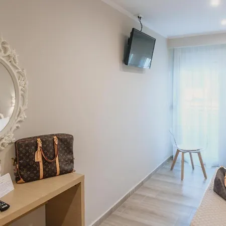 Ammos Beach Seaside Luxury Suites Hotel-3
