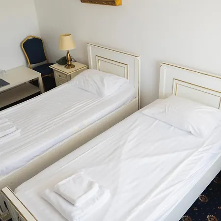 Hotel Cetate-2