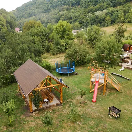 Casa cu Prispa-3