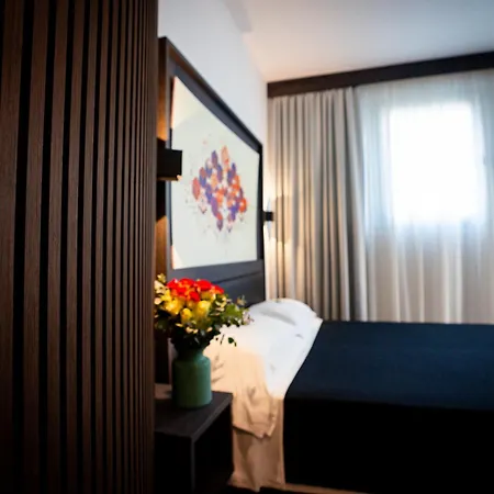 Twentyone Hotel-2