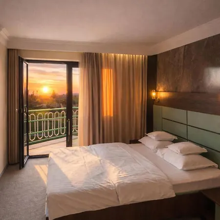 Hotel President-3