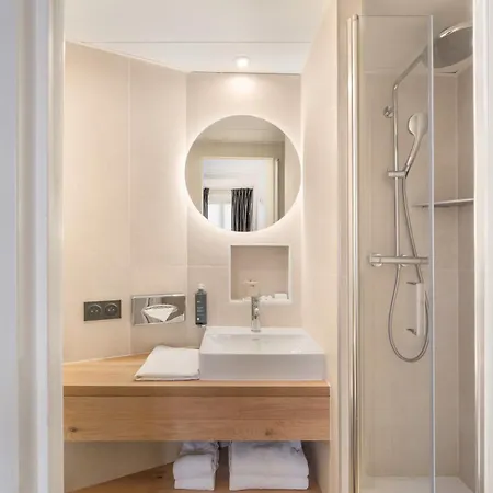 Hotel Le Royal Rive Gauche-3