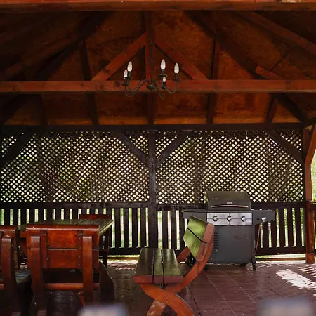 Cincis By The Lake-2