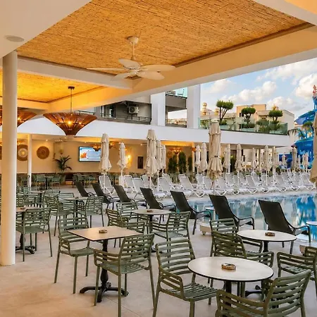 Blue Wave Suite Hotel-3