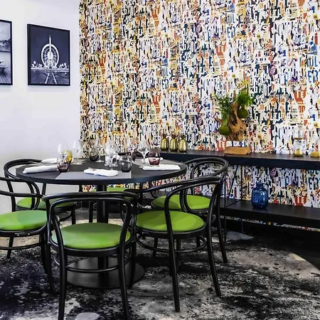 Novotel Paris 17-3