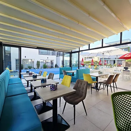 Bunga Bunga Resort Mamaia Nord-2
