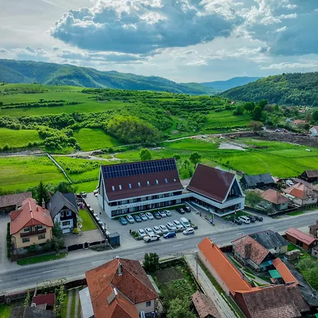 Altus Hotel & Spa-3