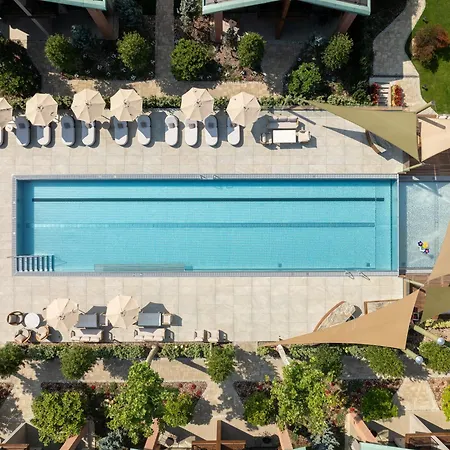 Issa Resort-3
