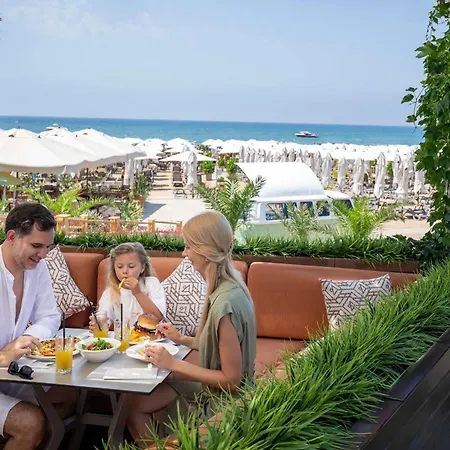 Oz Hotels Side Premium-3