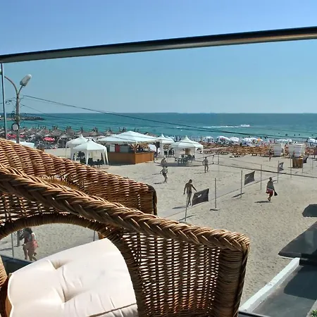Ryanna Beach Pe Plaja Belona-2