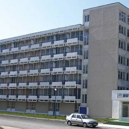 Hotel Cerna-2