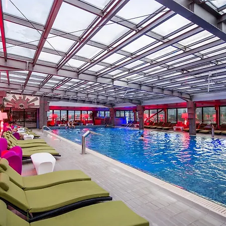 Business Hotel Conference Center & Spa-3