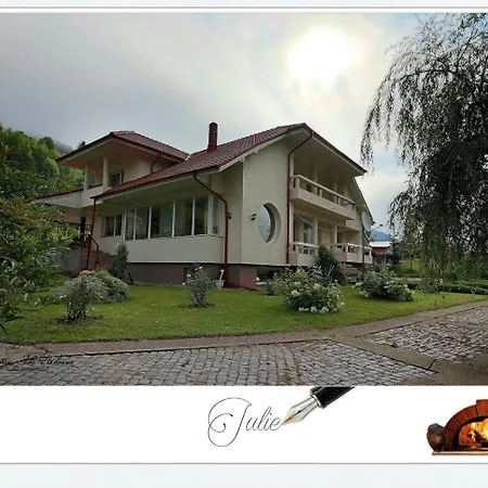 Pensiunea Aurora Izvorul Muntelui-3