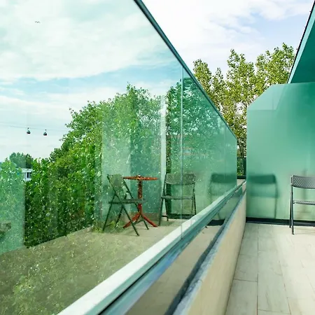 Zip Apartments-2