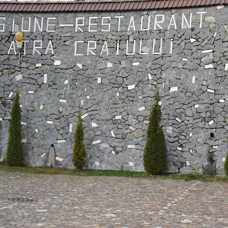 Pensiune Restaurant Piatra Craiului-2