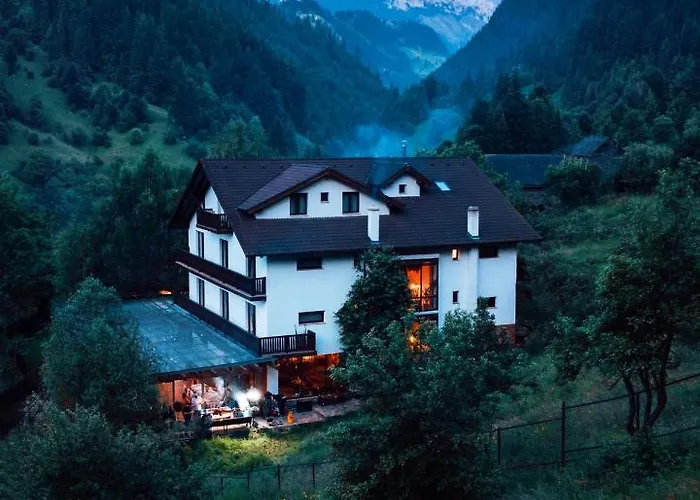 Pension Conacul Vanatorului Moeciu De Sus