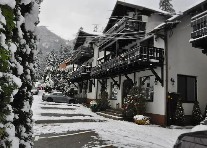 Complex Cochet Hotel Buşteni