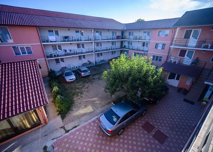 Vila Dora Costineşti