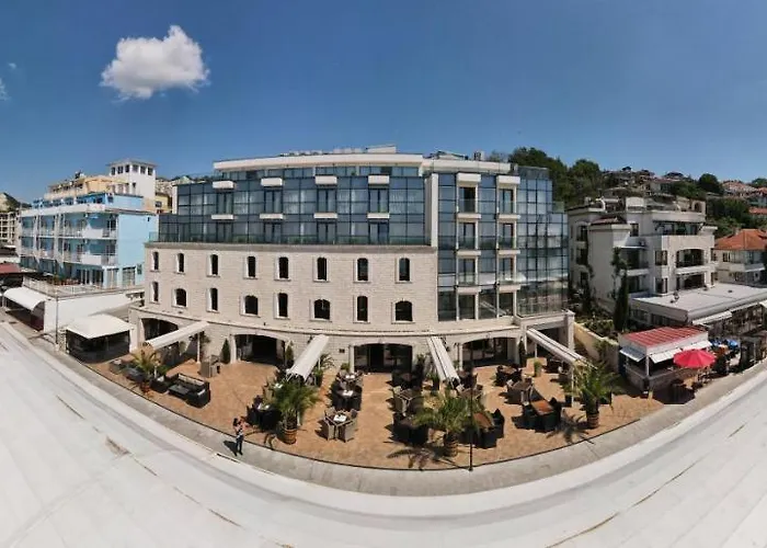 Hotel Antik Balcic