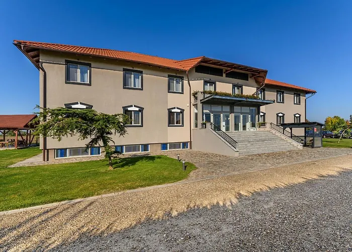 Stejarii Resort Ineu 