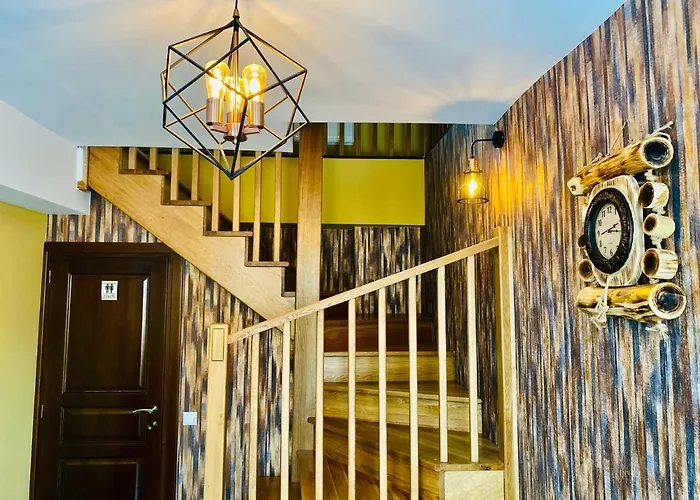 Casa Ankeli Bed & Breakfast Buşteni