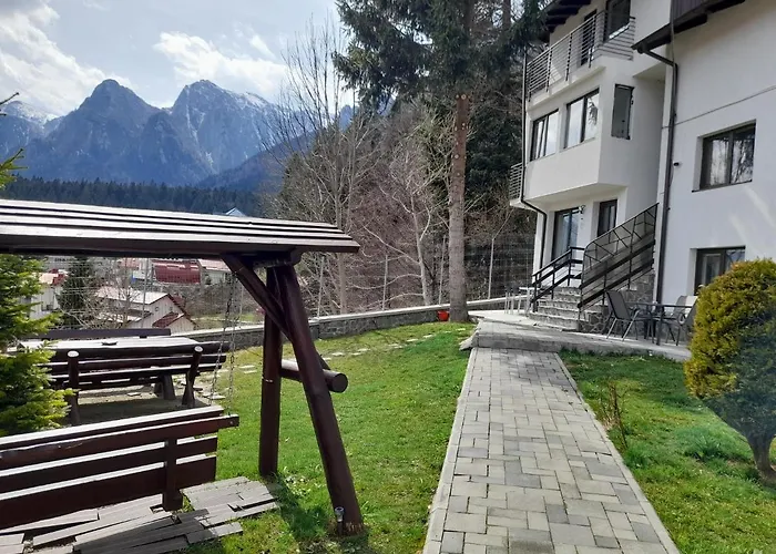 Casa Morarului Hotel Buşteni