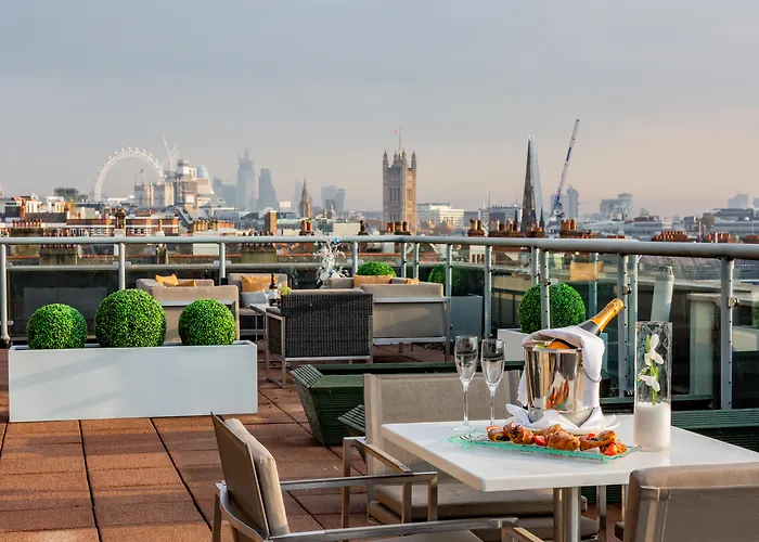 Park Plaza Victoria London Hotel